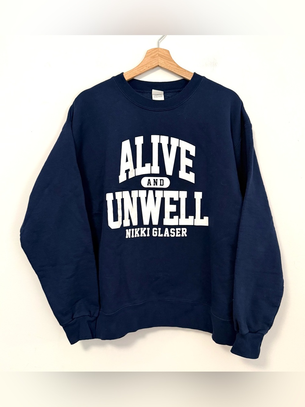 Nikki Glaser Alive and Unwell Sweatshirt Women’s Medium Navy Blue Merch Crewneck